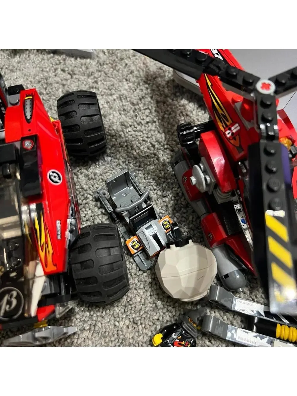 LEGO 8863 - World Racers - Blizzards Peak
